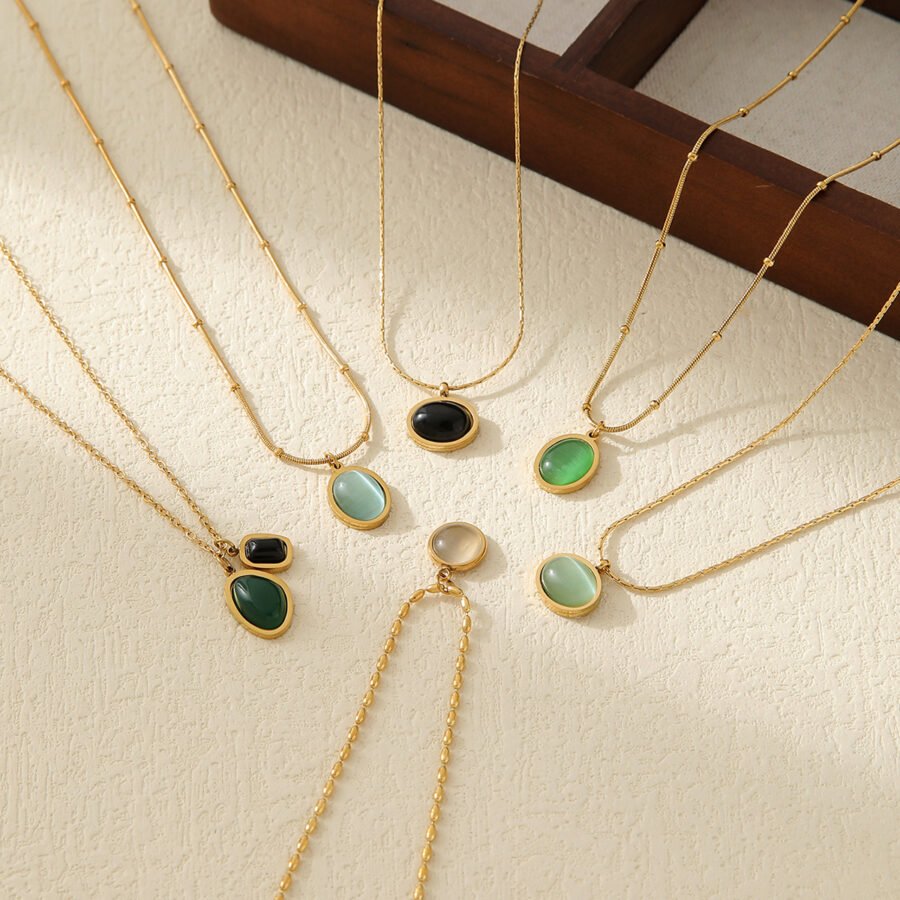 Oval Cat'S Eye Necklace