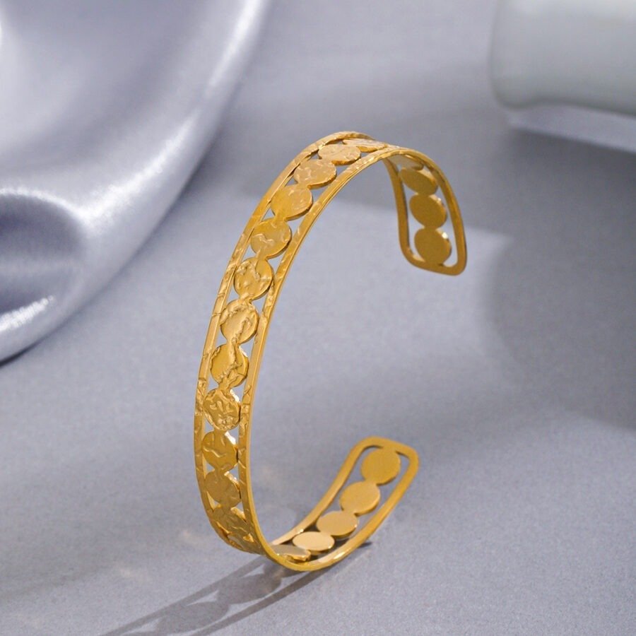 14K Disc C-Shaped Bangles