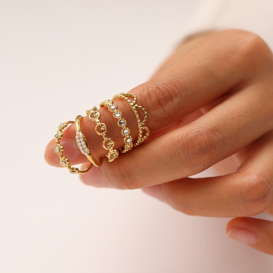 Four-Leaf Clover Crown Ring