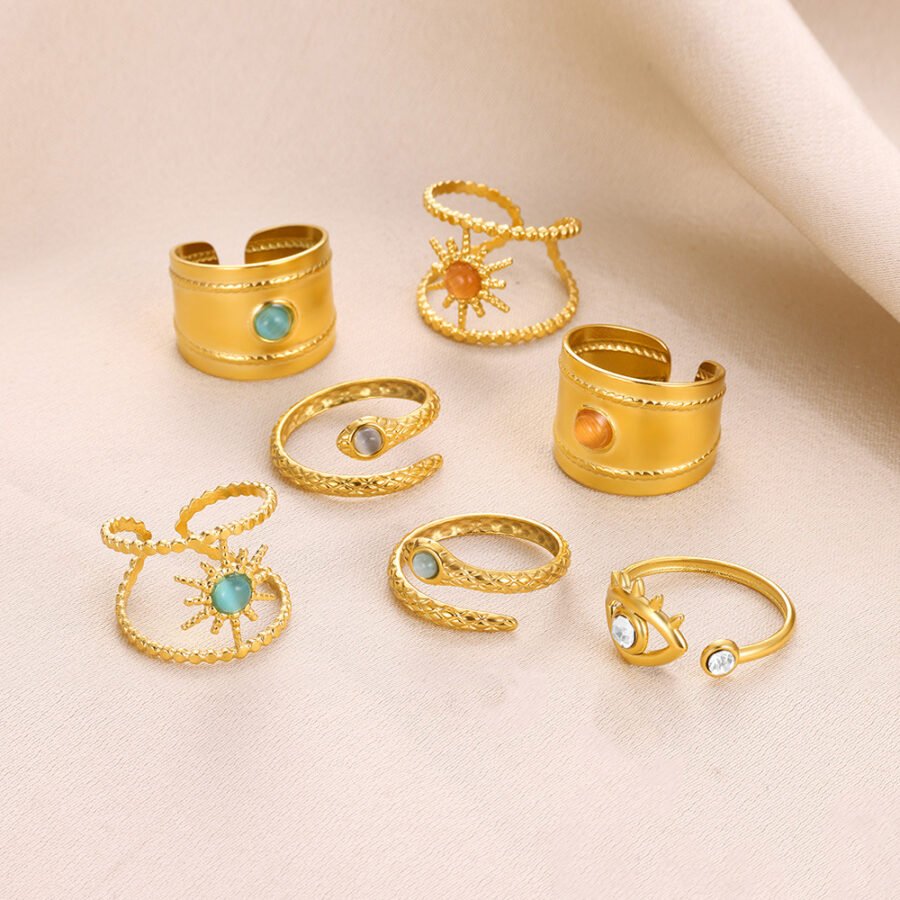 Eight-Pointed Star Snake Ring